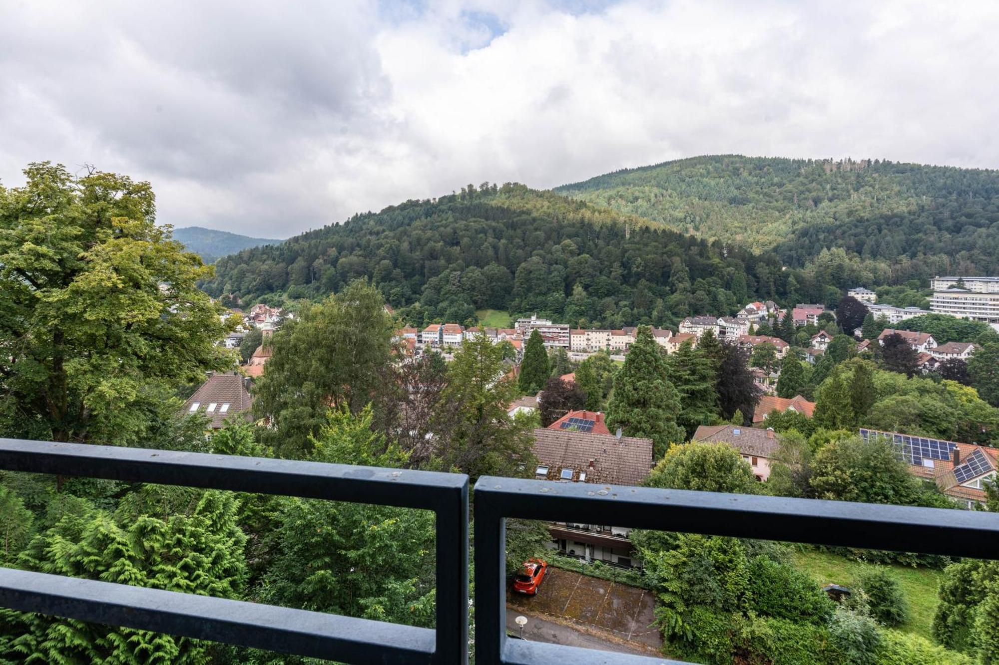 Ferienwohnung Adrion Bad Herrenalb Esterno foto