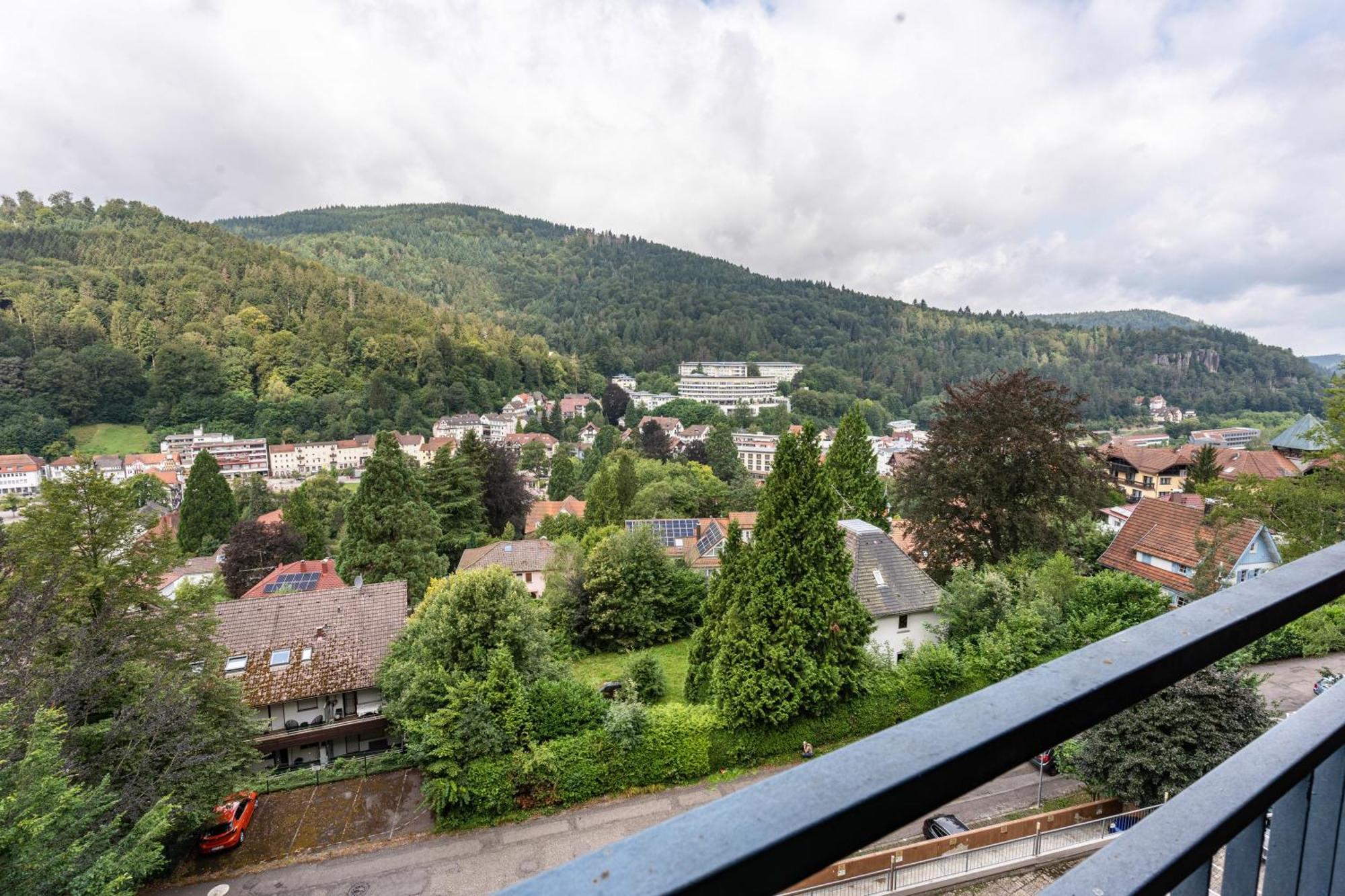Ferienwohnung Adrion Bad Herrenalb Esterno foto
