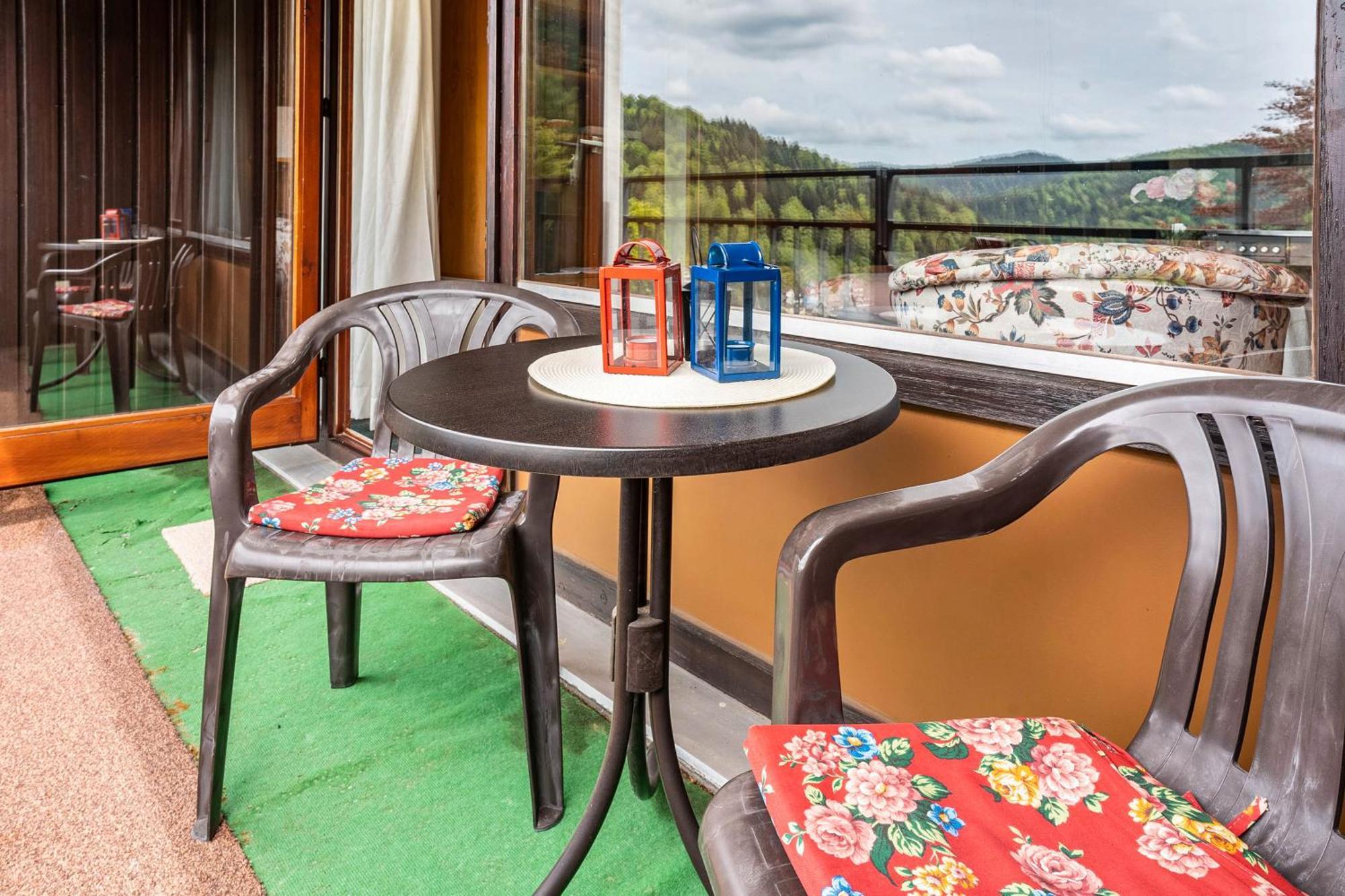 Ferienwohnung Adrion Bad Herrenalb Esterno foto